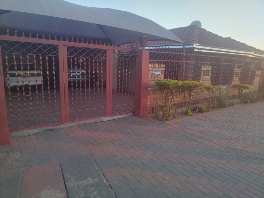 3 Bedroom Property for Sale in Lebanon North West